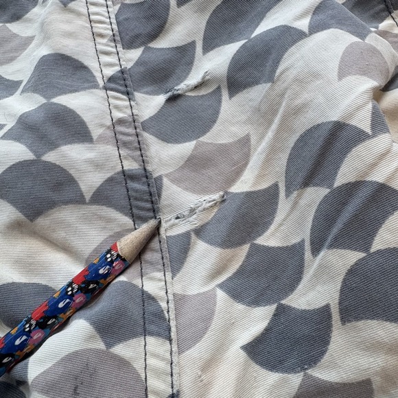 Patagonia Men's Board Shorts 28 Gray Geometric Wave Print Swim Trunks - Picture 4 of 7